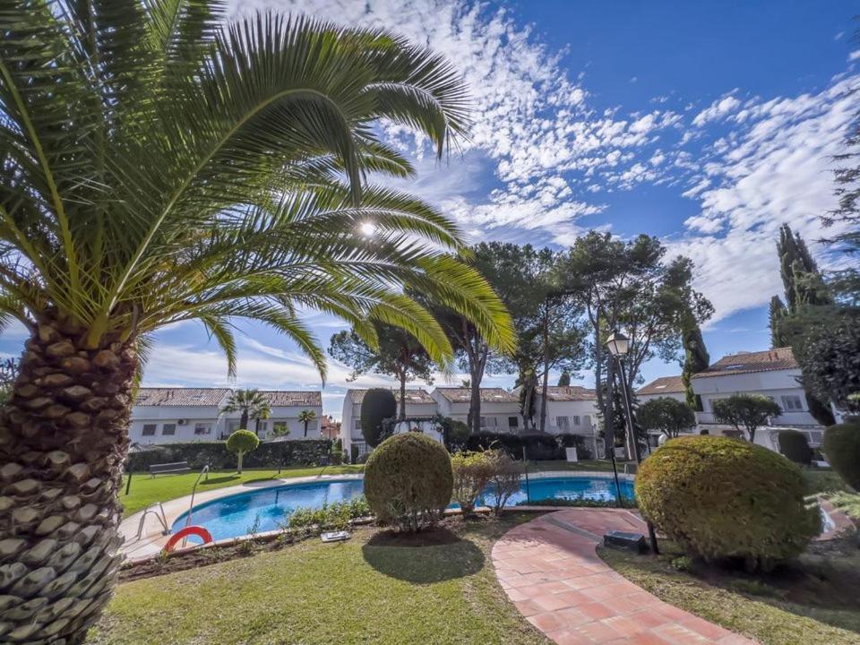 Penthouse On The Golden Mile Marbella Exterior foto